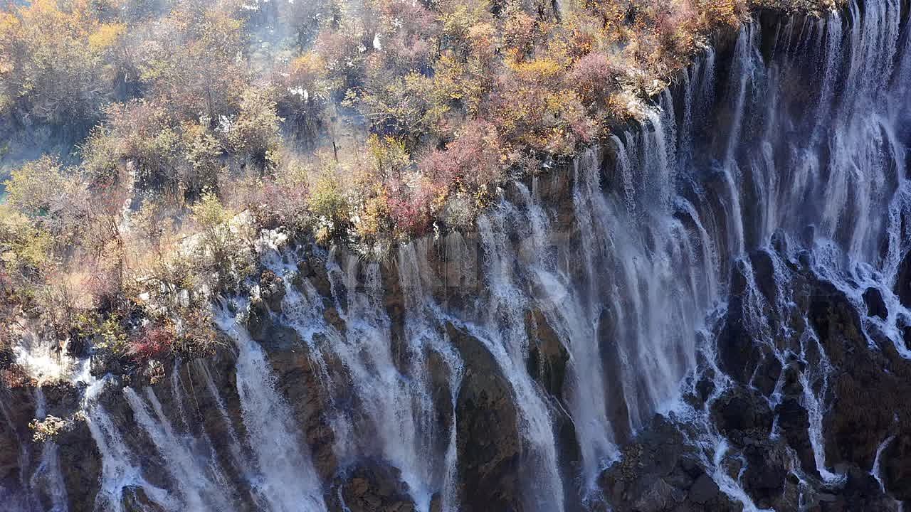 四川九寨沟诺日朗瀑布航拍