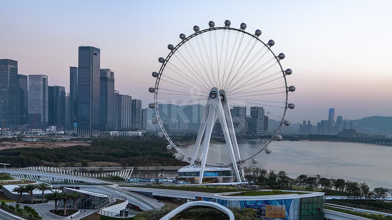 深圳宝安区欢乐港湾摩天轮入夜延时