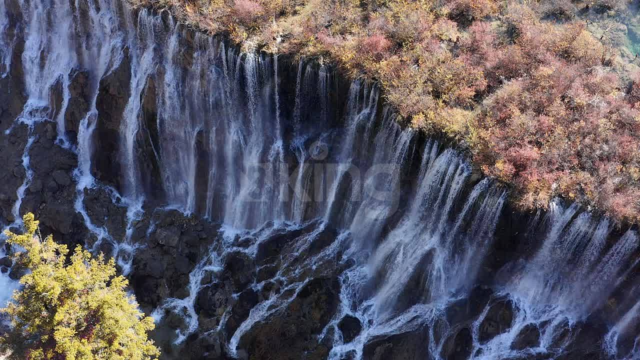 四川九寨沟诺日朗瀑布航拍